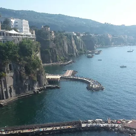 Sorrento Midtown Atmosphere Апартаменты Сорренто