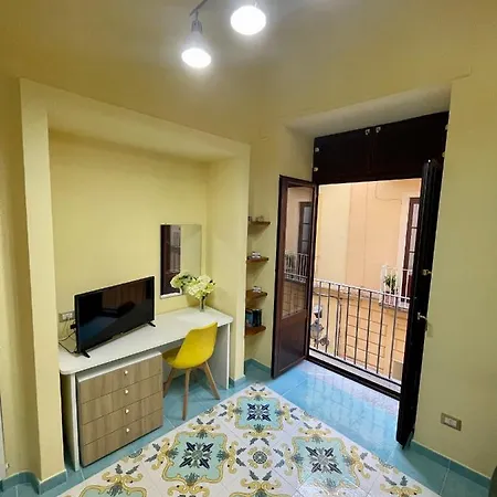 Apartment City Center Atmosphere *