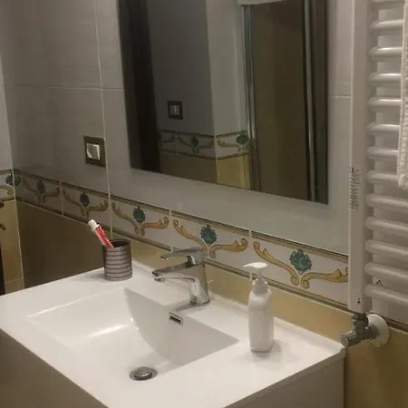 Апартаменты Sorrento Midtown Atmosphere Сорренто