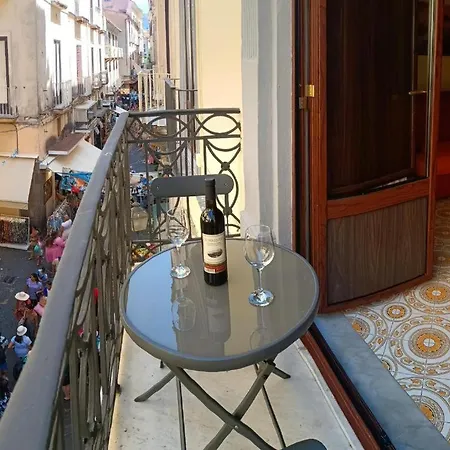 Sorrento Midtown Atmosphere Апартаменты