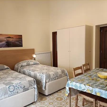 Sorrento Midtown Atmosphere شقة سورينتو