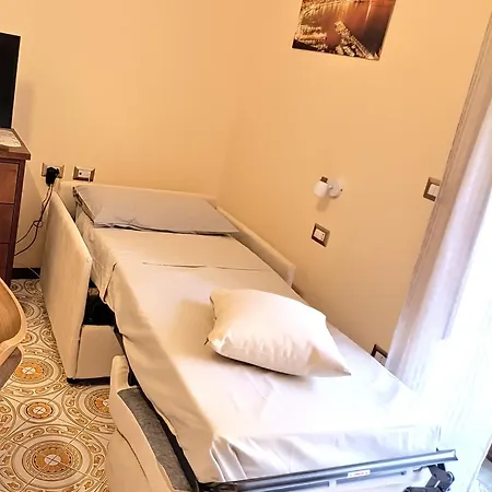 Апартаменты Sorrento Midtown Atmosphere Сорренто